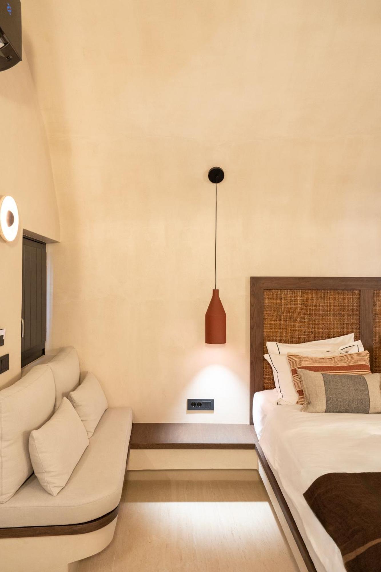 Akri Santorini With Heated Jacuzzi Villa Emporio  Eksteriør bilde